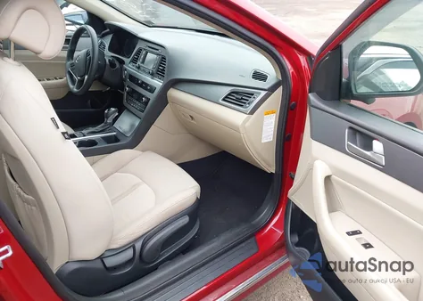 2016 Hyundai Sonata Hybrid/Se z USA, uszkodzony, nr VIN KMHE24L16GA015369